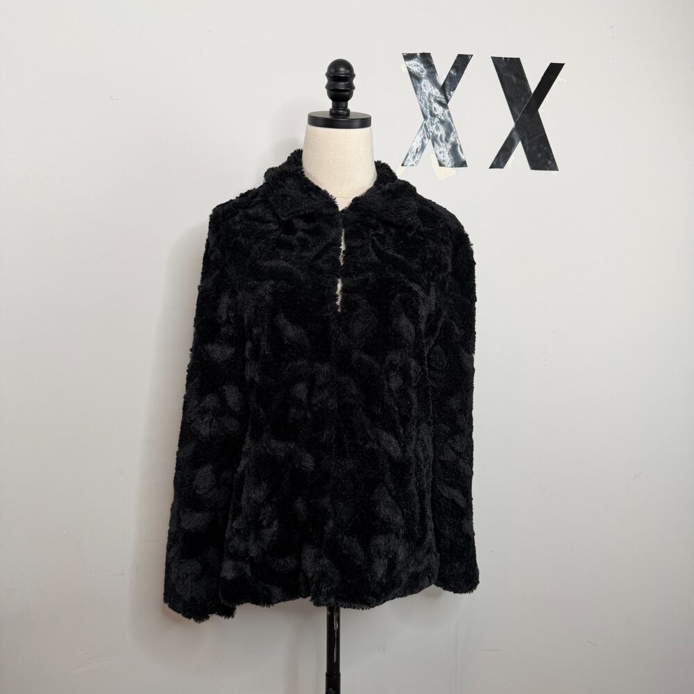 Betsey Johnson Black Carved Texture Faux Fur Collared Statement Swing Jacket M